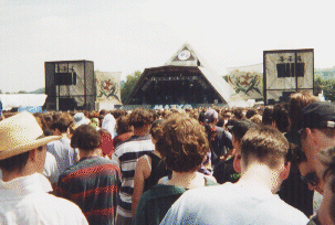 Pyramid Stage (46k)